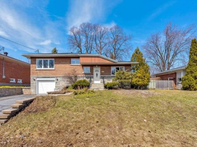 House for sale in Pointe-claire, Quebec