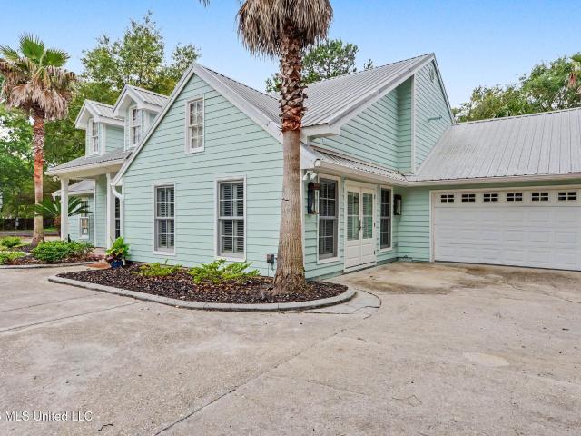House for sale in Waveland, Mississippi
