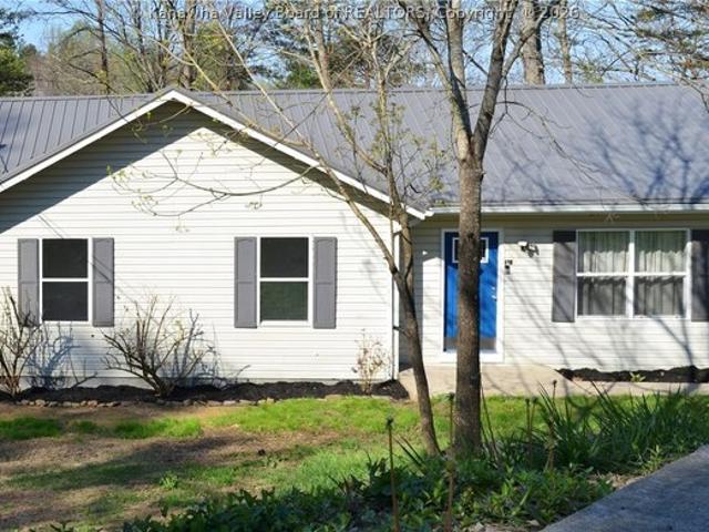 House for sale in Culloden, West Virginia