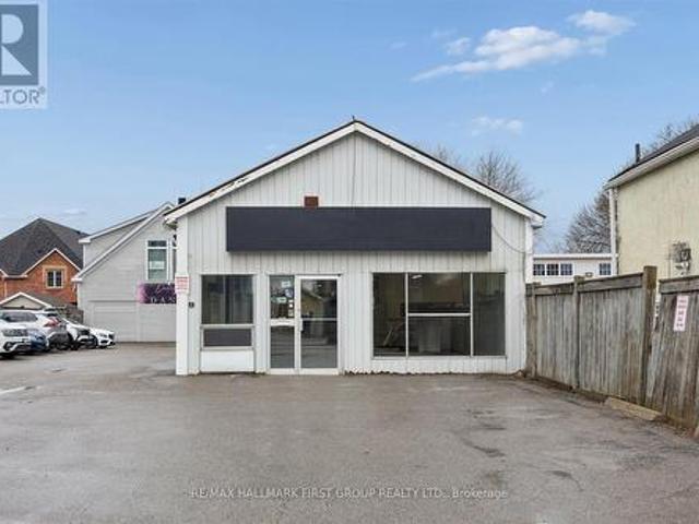 Commercial for rent in Durham, Ontario