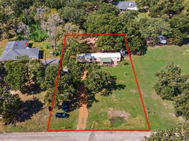 House for sale in Crockett, Texas