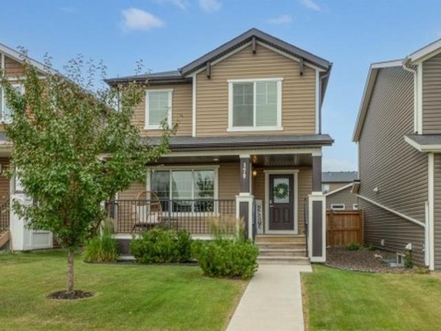 House for sale in Alberta