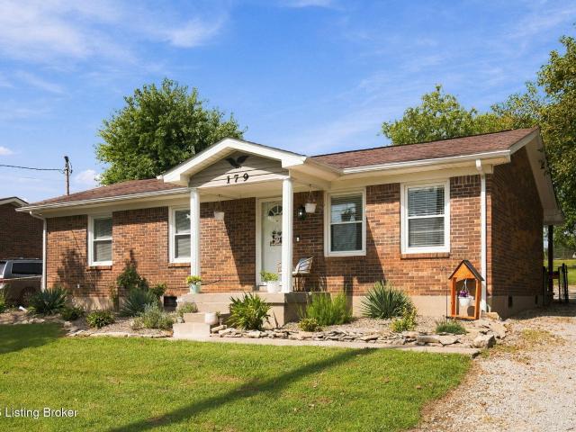 House for sale in Mount Washington, Kentucky