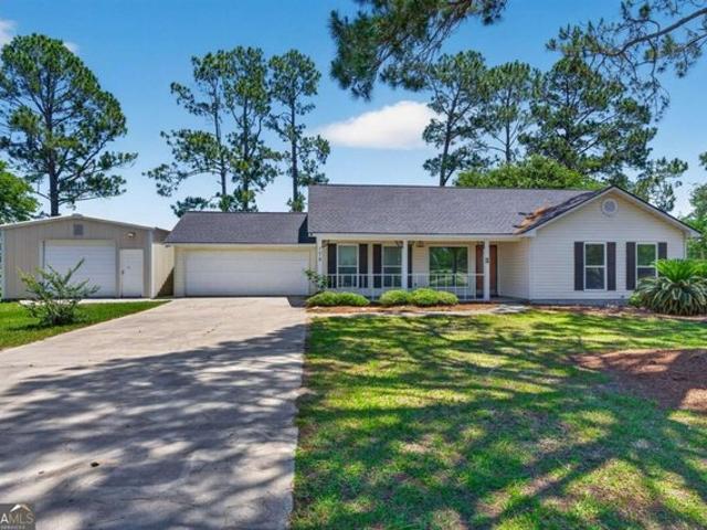 House for sale in Douglas, Coffee County