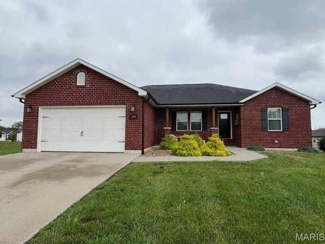 House for sale in Jackson, Missouri