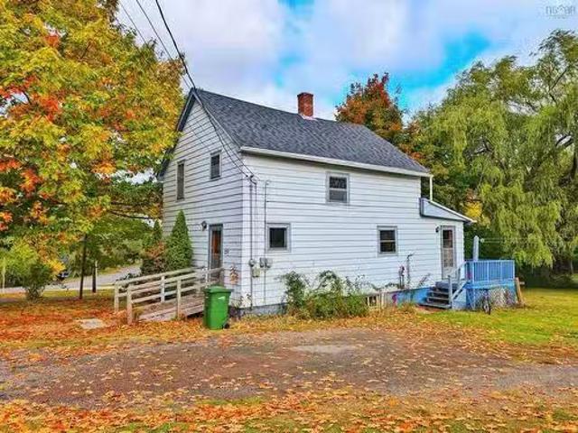 House for sale in Wolfville, Nova Scotia