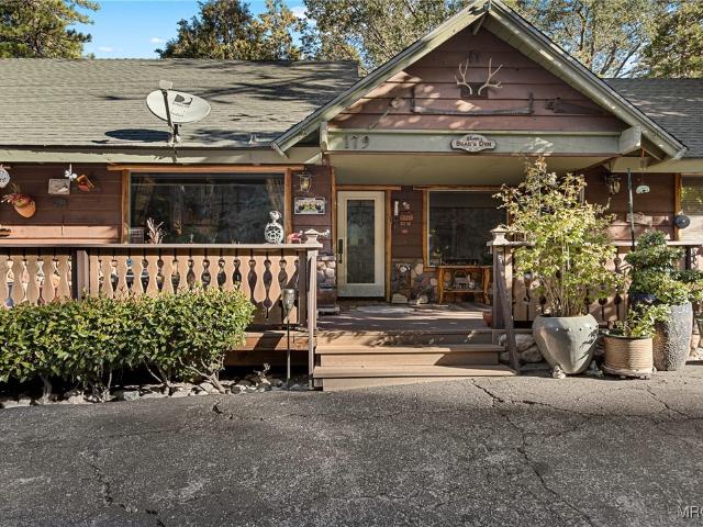 House for sale in Blue Jay, California