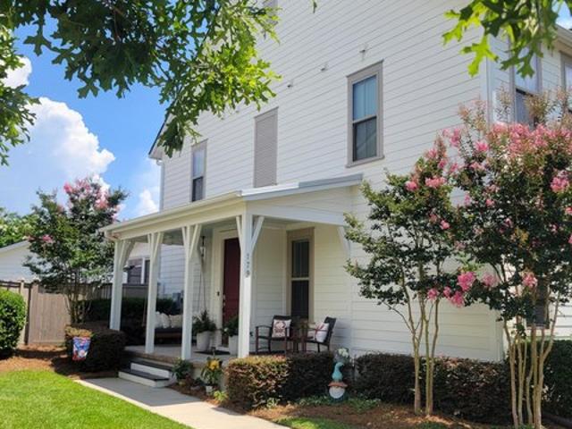 Townhouse for sale in Summerville, South Carolina