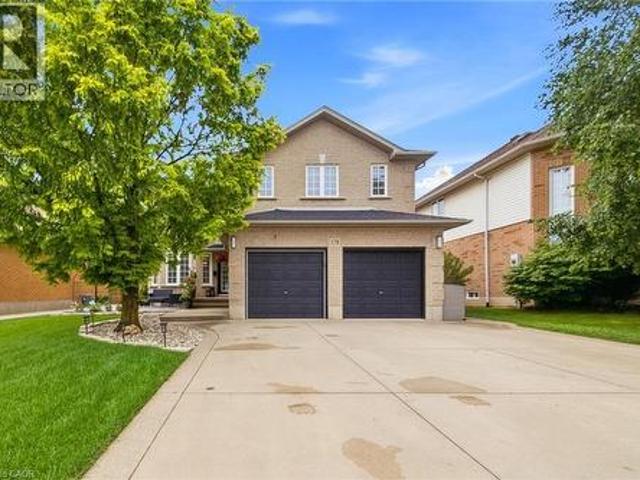 House for sale in Ancaster, Ontario