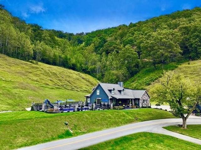 House for sale in Prestonsburg, Kentucky