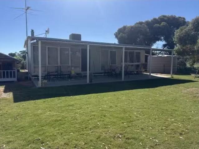 House for rent in Curlwaa, New South Wales