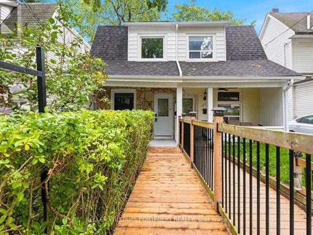 House for sale in Beaches—East York, Toronto
