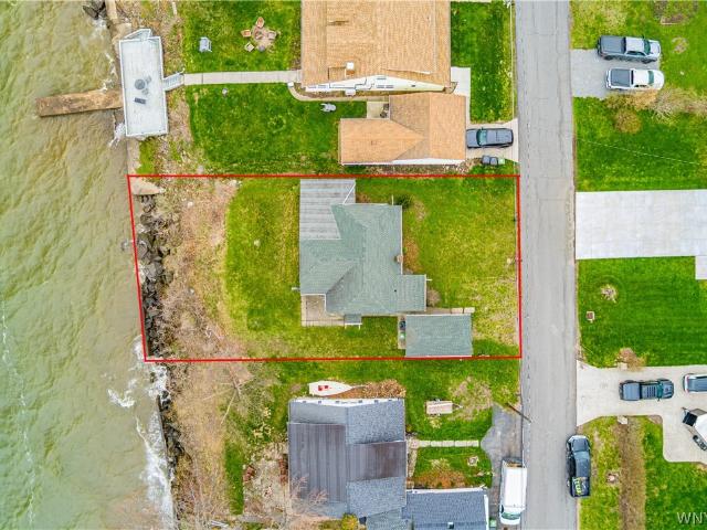 House for sale in Niagara, New York