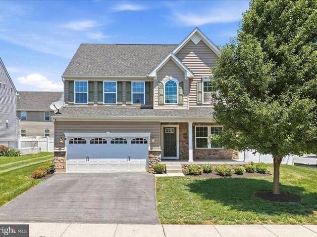 House for sale in Kearneysville, West Virginia
