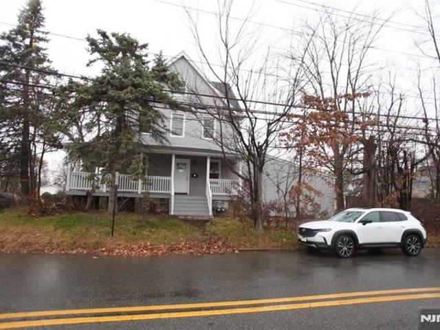 House for sale in Northvale, New Jersey