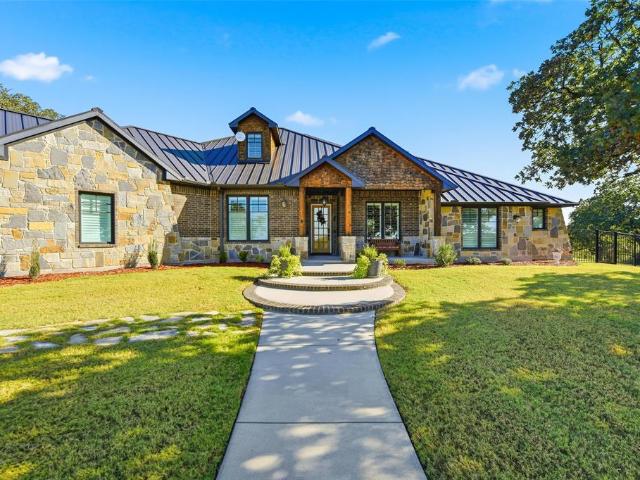 House for sale in Wise, Texas