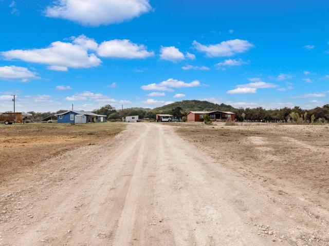House for sale in Utopia, Texas