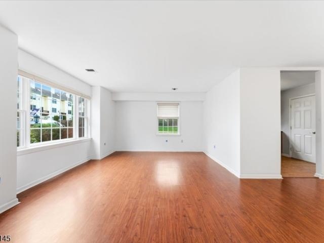 Condo for sale in Essex Fells, New Jersey