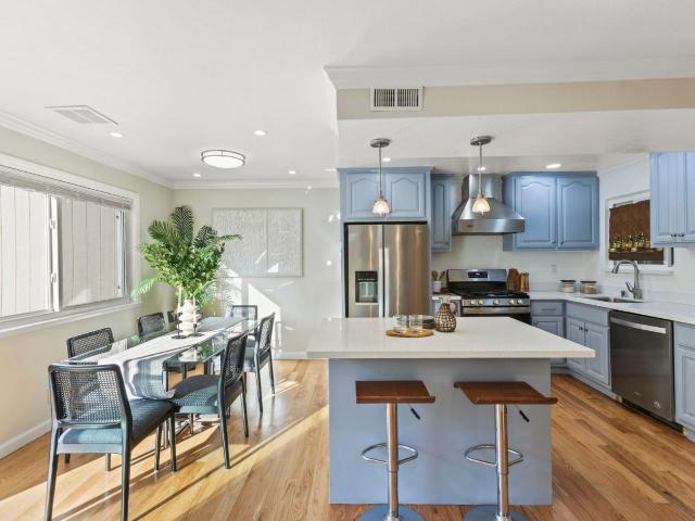 Townhouse for sale in San Mateo, California