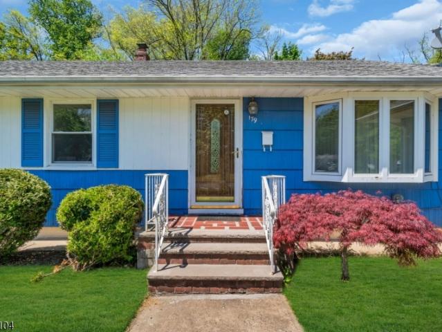 House for sale in Hillside, New Jersey