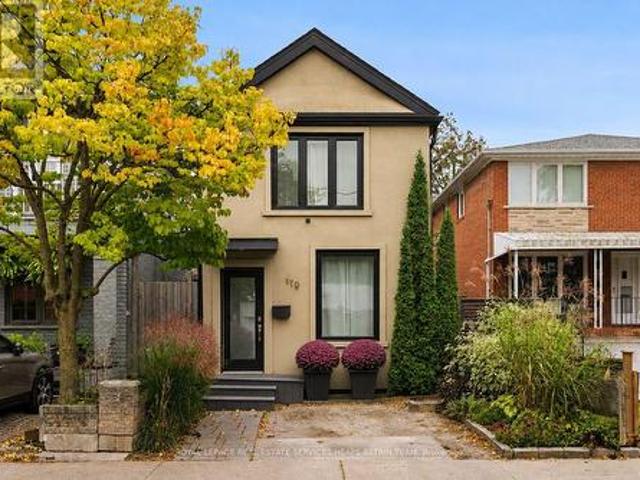 House for sale in University—Rosedale, Toronto