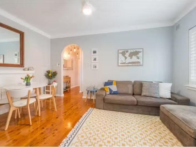Apartment for rent in Lower North Shore, Sydney