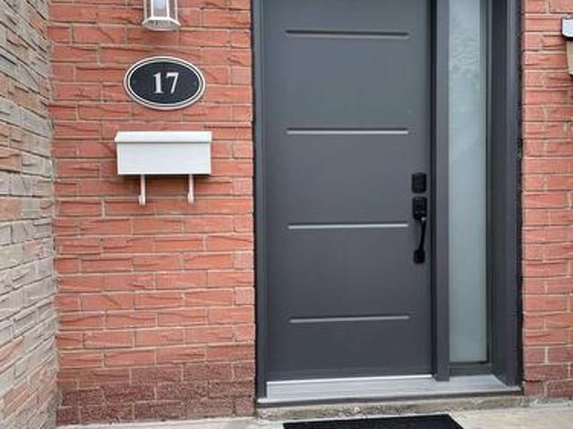 Townhouse for rent in Mississauga, Ontario
