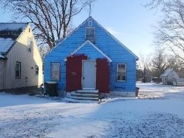 House for sale in Windom, Minnesota