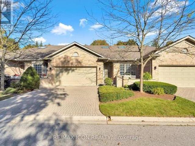 Townhouse for sale in Arva, Ontario