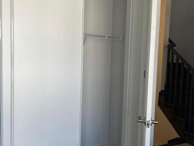 Townhouse for rent in Milton, Ontario