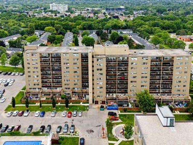Condo for sale in Ancaster, Ontario