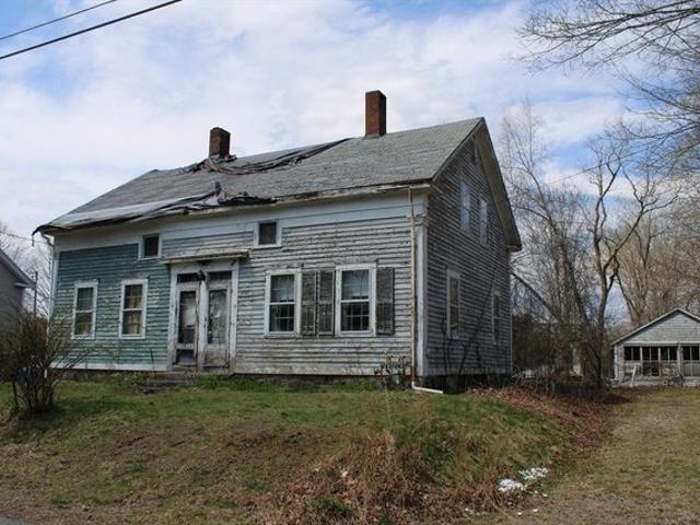 House for sale in Plainville, Massachusetts