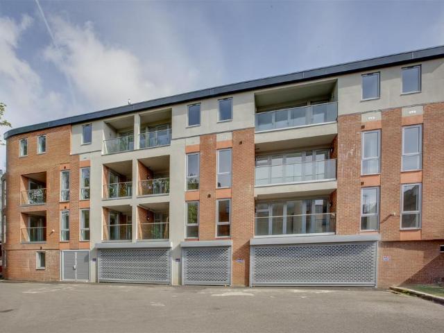 Apartment for rent in Cressex, Buckinghamshire