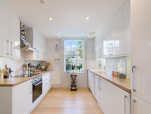 Apartment for rent in East Greenwich, Greater London