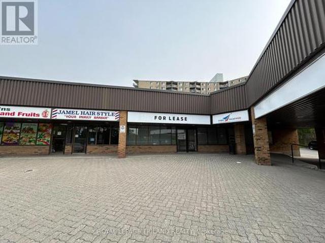 Commercial for rent in Lockwood Park, London