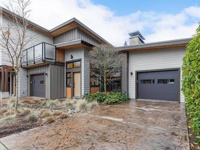 House for sale in Clayoquot, British Columbia