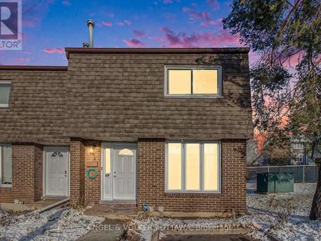 Townhouse for sale in Mulhurst Bay, Ontario