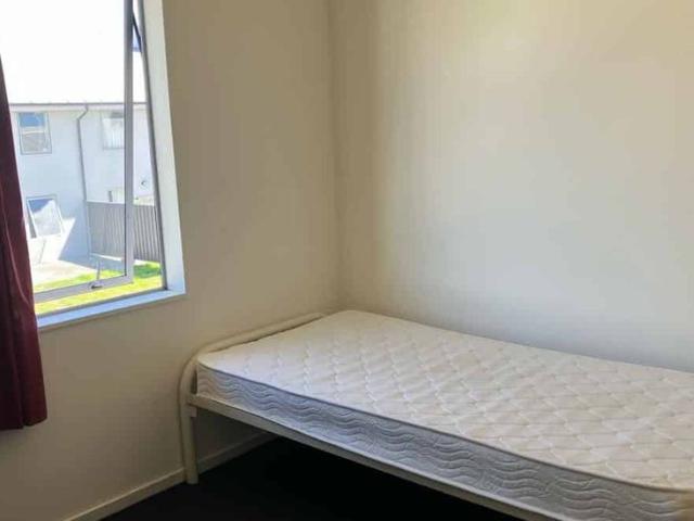 House for rent in Addington, Canterbury