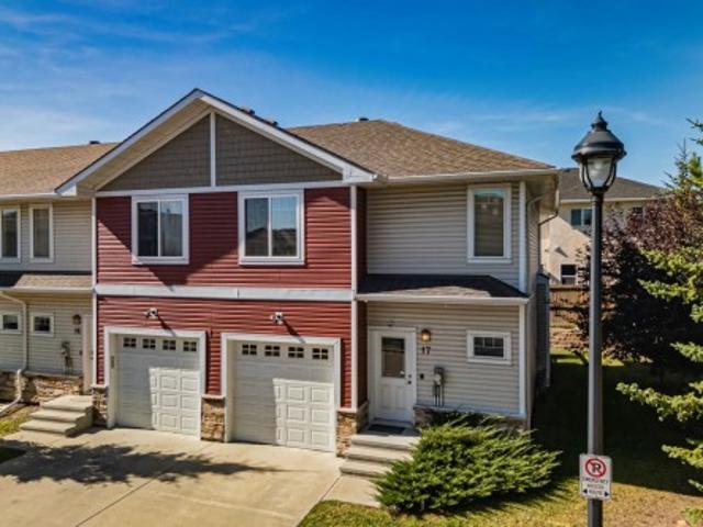 Townhouse for sale in Wedgewood, Alberta