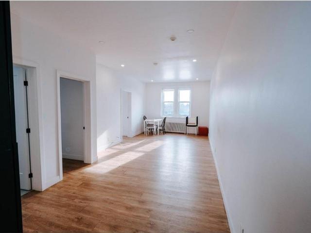 Apartment for rent in St. Leonard's, Quebec