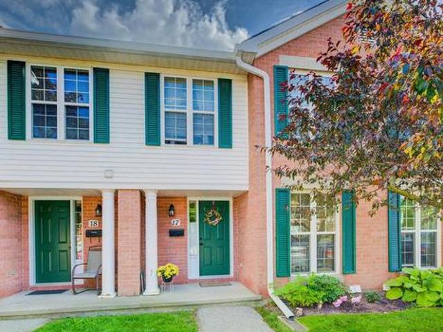Townhouse for sale in Waterloo