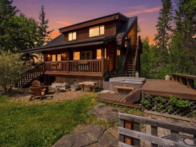 House for sale in Alberta