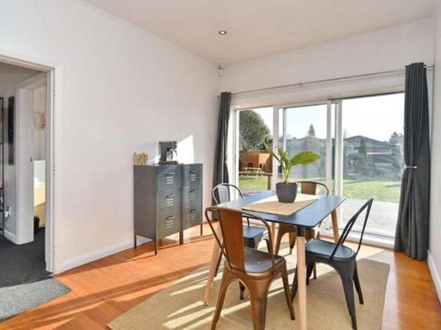 House for rent in Chaslands, Canterbury