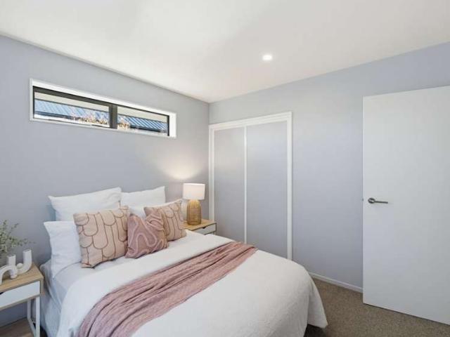 House for sale in Chaslands, Canterbury