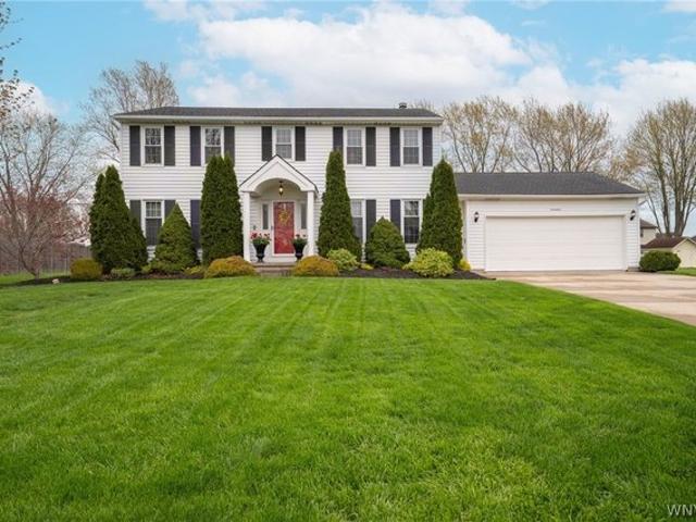 House for sale in Niagara, New York