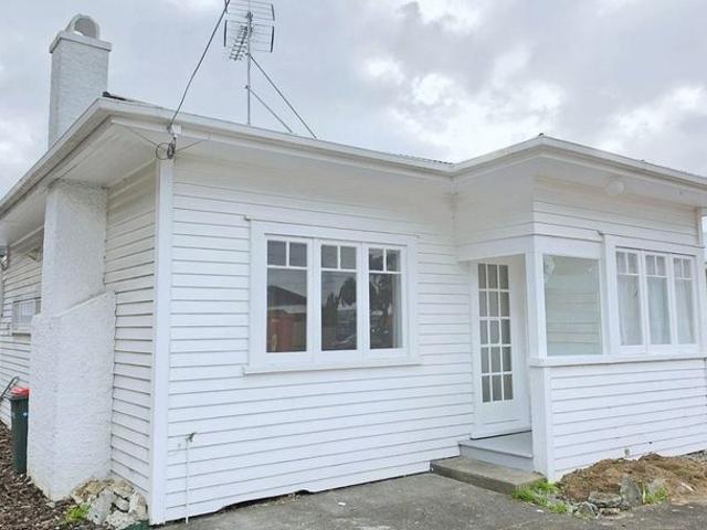 House for rent in Owhata, Oroua County