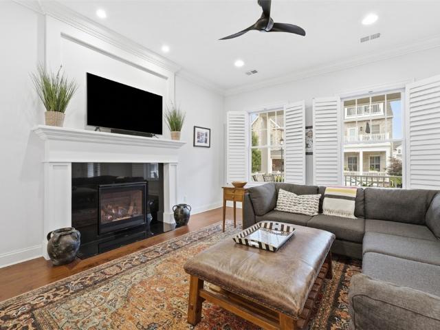 House for sale in Oakmont, Pennsylvania