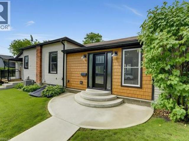 House for sale in County Of Brant, Ontario