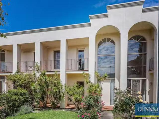 Condo for rent in Williamstown, Victoria