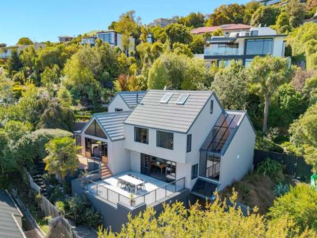 House for sale in Chaslands, Canterbury